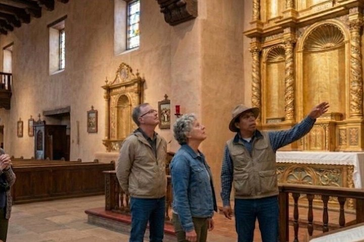 Private Walking Tour in Albuquerque: Historic Plaza & Museums - Photo 1 of 8
